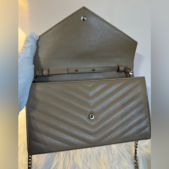 CLASSIC CASSANDRE CHAIN WALLET IN GRAIN DE POUDRE LEATHER DARK BEIGE - Picture 6 of 12